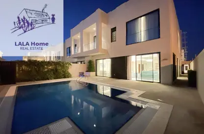 Villa - 5 Bedrooms - 6 Bathrooms for rent in West Bay Lagoon Villas - West Bay Lagoon - West Bay Lagoon - Doha