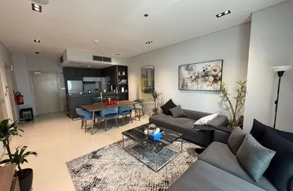 Apartment - 1 Bedroom - 2 Bathrooms for sale in Lusail Residence - Marina District - Lusail