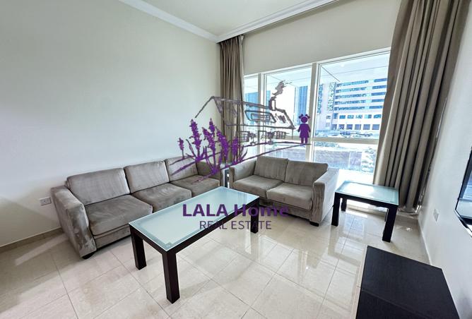 852130 - Property Image 3