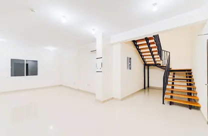 Apartment - 4 Bedrooms - 5 Bathrooms for rent in Al Wakra - Al Wakra - Al Wakrah - Al Wakra