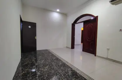 Apartment - 1 Bedroom - 1 Bathroom for rent in Ain Khaled Villas - Ain Khaled - Doha