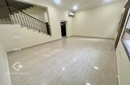 Villa - 5 Bedrooms - 4 Bathrooms for rent in Al Ebb - Al Kheesa - Umm Salal Mohammed