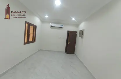 Apartment - 3 Bedrooms - 3 Bathrooms for rent in Muntazah 7 - Al Muntazah - Doha