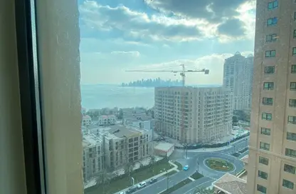 Apartment - 1 Bedroom - 2 Bathrooms for rent in East Porto Drive - Porto Arabia - The Pearl Island - Doha