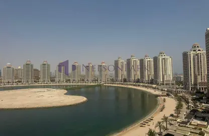 شقة - 2 غرف نوم - 3 حمامات للايجار في فيفا غرب - فيفا بحرية - جزيرة اللؤلؤة - الدوحة