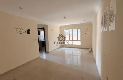 Apartment - 2 Bedrooms - 2 Bathrooms for rent in Anas Street - Fereej Bin Mahmoud North - Fereej Bin Mahmoud - Doha