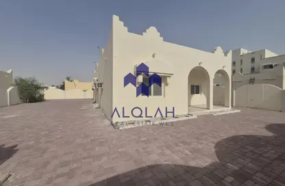 Villa - 3 Bedrooms - 3 Bathrooms for rent in Al Khor Community - Al Khor