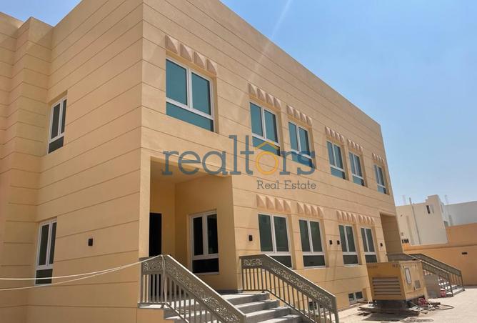 949883 - Property Image 2