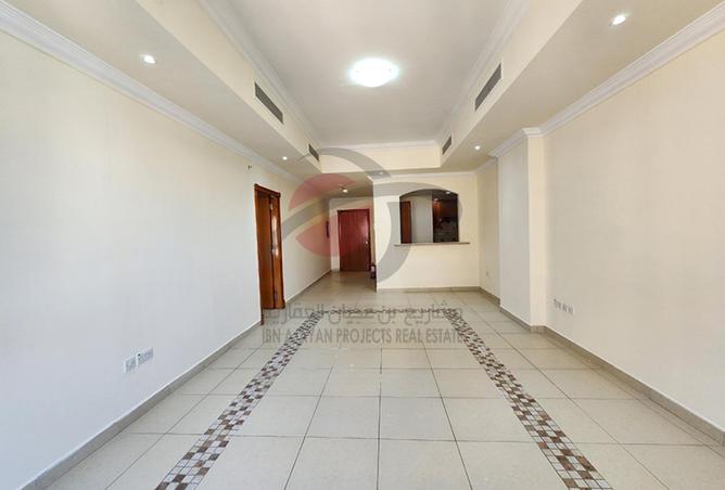 923717 - Property Image 3