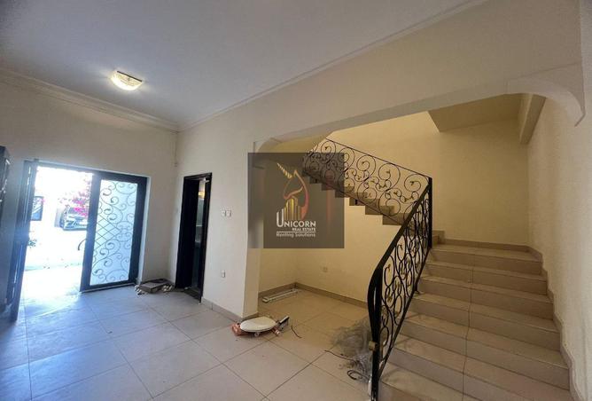 975835 - Property Image 2