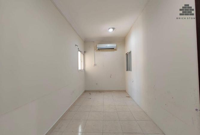 954140 - Property Image 3