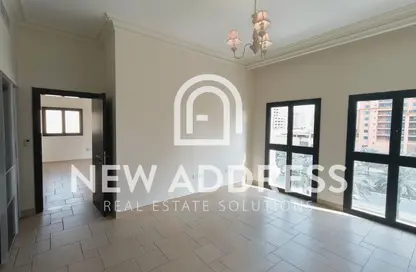 Apartment - 1 Bedroom - 2 Bathrooms for rent in Qanat Quartier - The Pearl Island - Doha