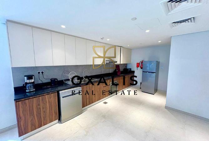 989320 - Property Image 3