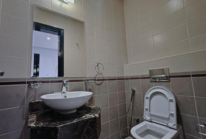 995873 - Property Image 2