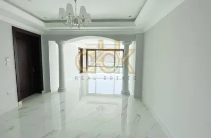 Empty Room image for: Townhouse - 2 Bedrooms - 3 Bathrooms for rent in East Porto Drive - Porto Arabia - The Pearl Island - Doha, Image 1