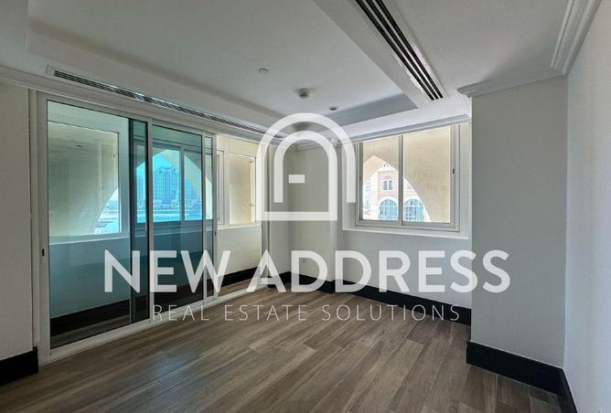 975898 - Property Main Image