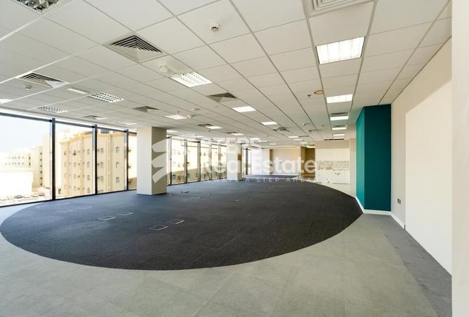 975713 - Property Main Image