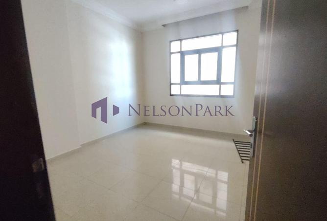 983808 - Property Image 3