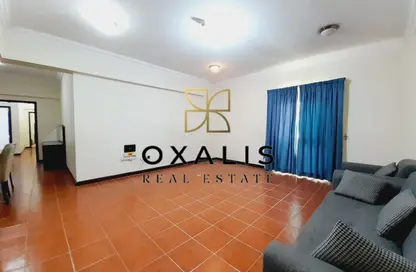 Apartment - 3 Bedrooms - 2 Bathrooms for rent in Thabit Bin Zaid Street - Al Mansoura - Doha