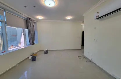 Apartment - 2 Bedrooms - 2 Bathrooms for rent in Fereej Abdul Aziz - Fereej Abdul Aziz - Doha