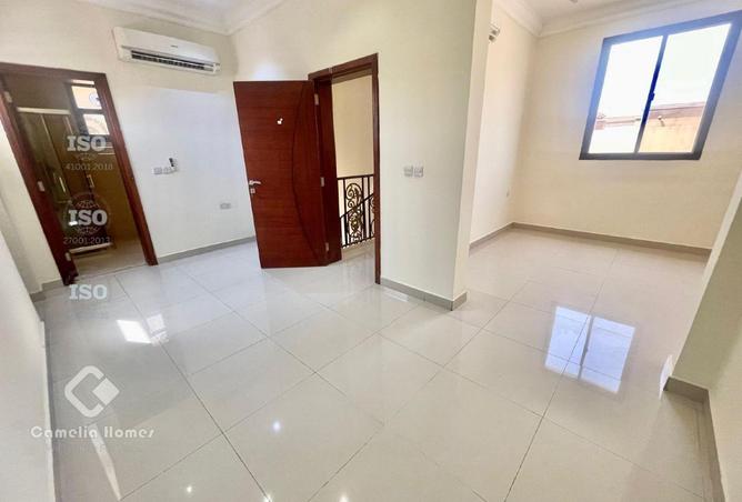 966145 - Property Image 2