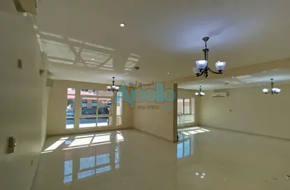 Villa - 5 Bedrooms - 5 Bathrooms for rent in Wadi Al Markh - Muraikh - AlMuraikh - Doha