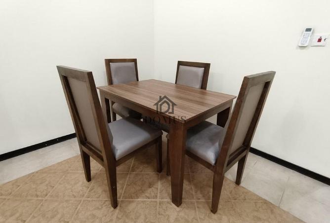 987495 - Property Image 2