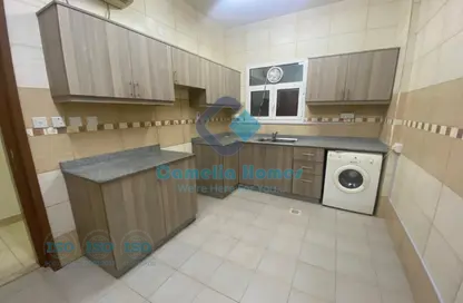 Apartment - 3 Bedrooms - 3 Bathrooms for rent in Fereej Bin Mahmoud North - Fereej Bin Mahmoud - Doha