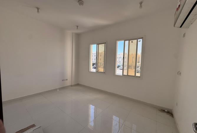 942254 - Property Image 3