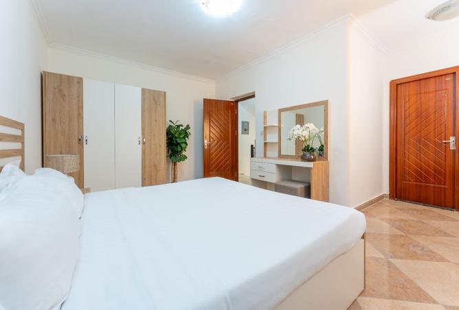 982322 - Property Main Image