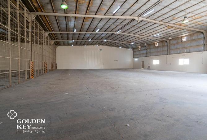 971053 - Property Image 3