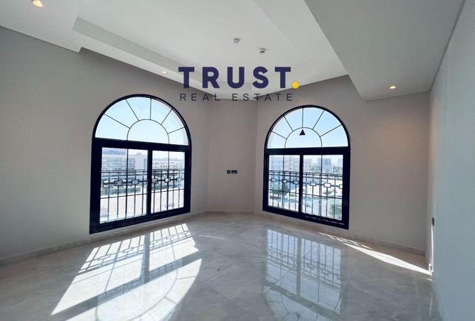 983801 - Property Main Image