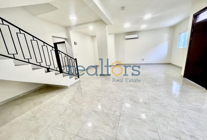 934209 - Property Image 3