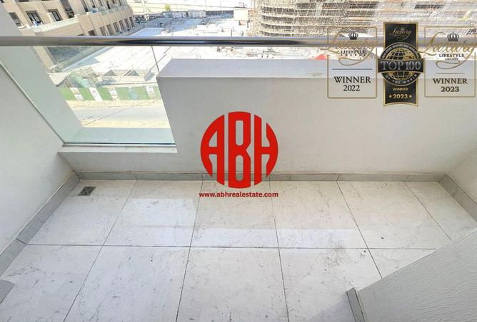 965214 - Property Image 3