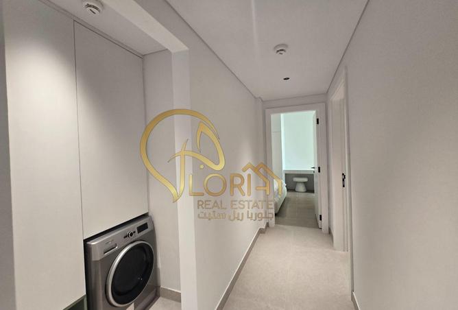 983834 - Property Image 3