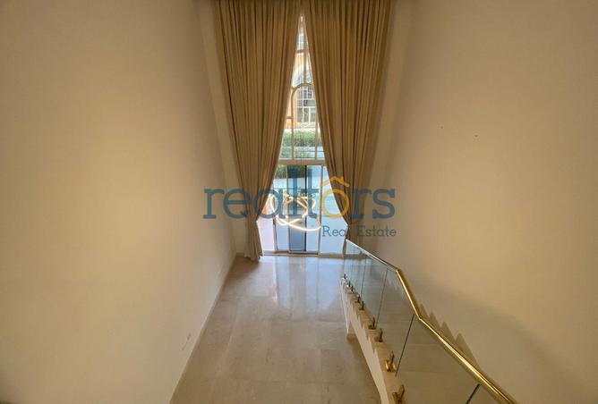 983555 - Property Main Image