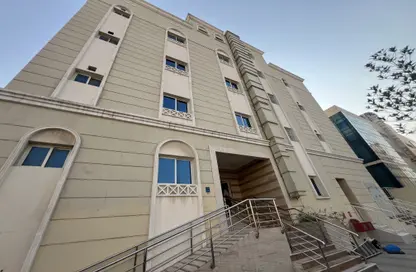 Apartment - 3 Bedrooms - 3 Bathrooms for rent in Old Airport Road - Old Airport Road - Doha