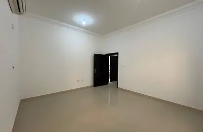 Apartment - 2 Bedrooms - 2 Bathrooms for rent in Al Thumama - Doha