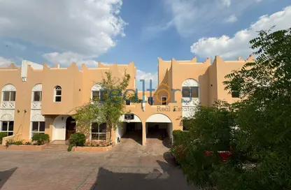 Compound - 4 Bedrooms - 4 Bathrooms for rent in OqbaBin Nafie Steet - Old Airport Road - Doha