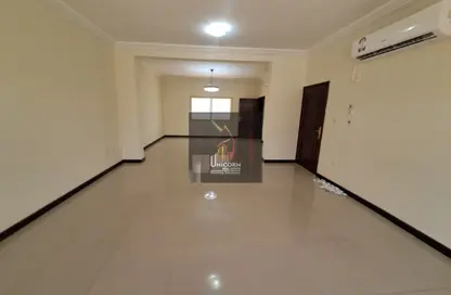 مجمع سكني - 3 غرف نوم - 4 حمامات للايجار في العزيزية - العزيزية - الدوحة