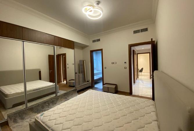 987696 - Property Image 3