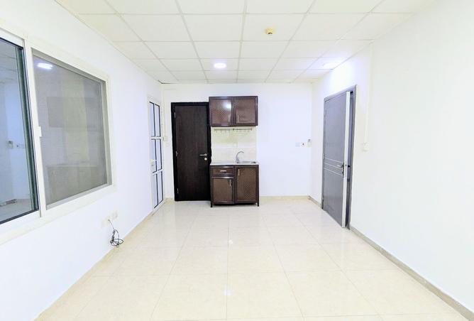 963872 - Property Image 2