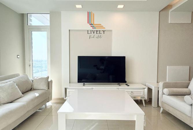 974412 - Property Image 2