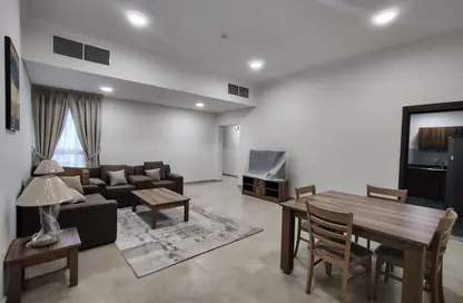 شقة - 2 غرف نوم - 2 حمامات للايجار في شارع الوعب - الوعب - الدوحة