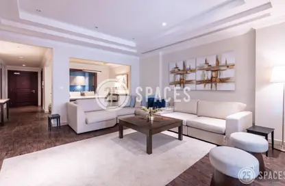 Apartment - 1 Bedroom - 2 Bathrooms for rent in East Porto Drive - Porto Arabia - The Pearl Island - Doha
