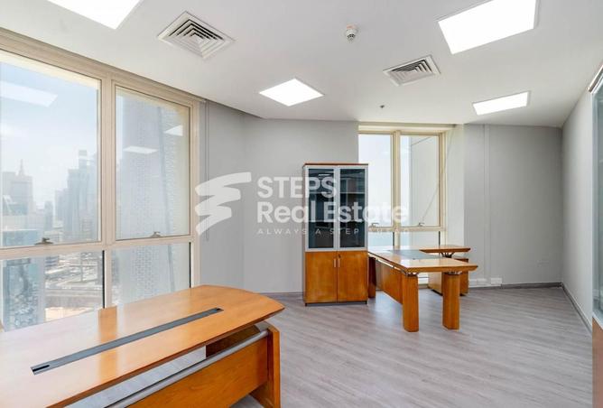 985727 - Property Image 3