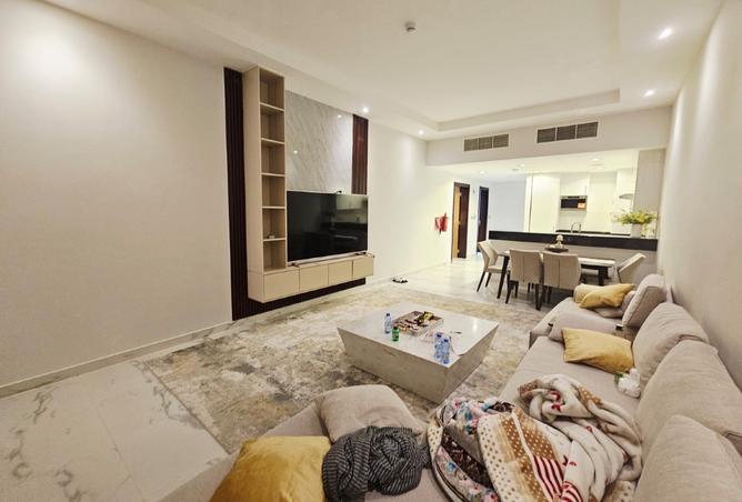 939841 - Property Image 2