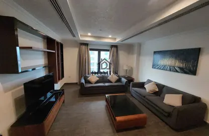 Apartment - 1 Bedroom - 2 Bathrooms for rent in Regency Pearl 2 - The Pearl Island - Doha
