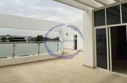 فيلا - 5 غرف نوم للايجار في الدفنة - الدفينة - الدوحة