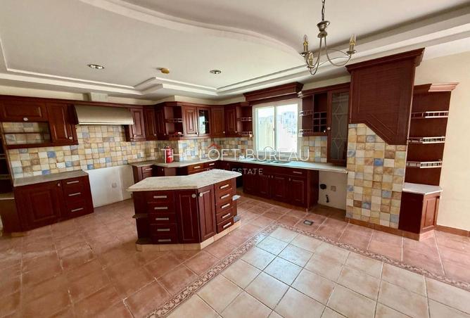 929937 - Property Image 2